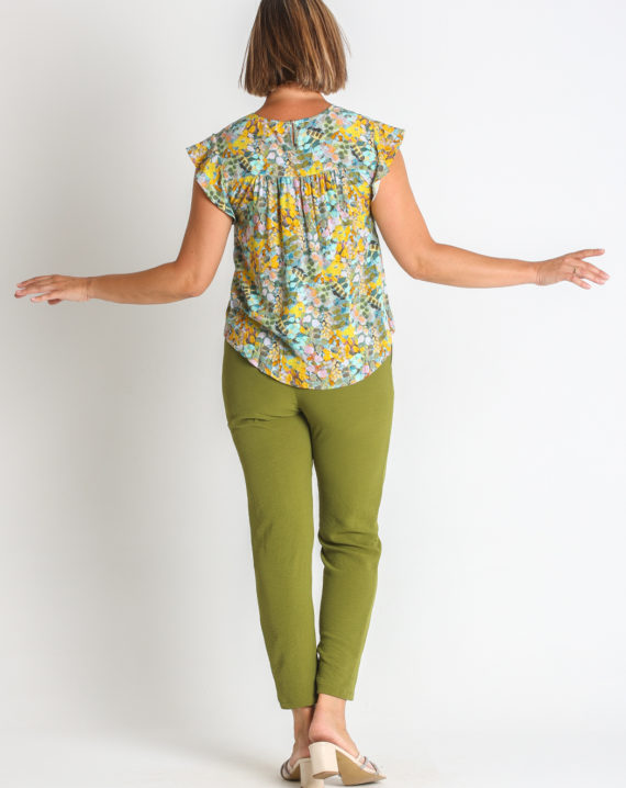 BLUSA VISCOSA ESTAMPADA VOLANTE SISA - Imagen 2