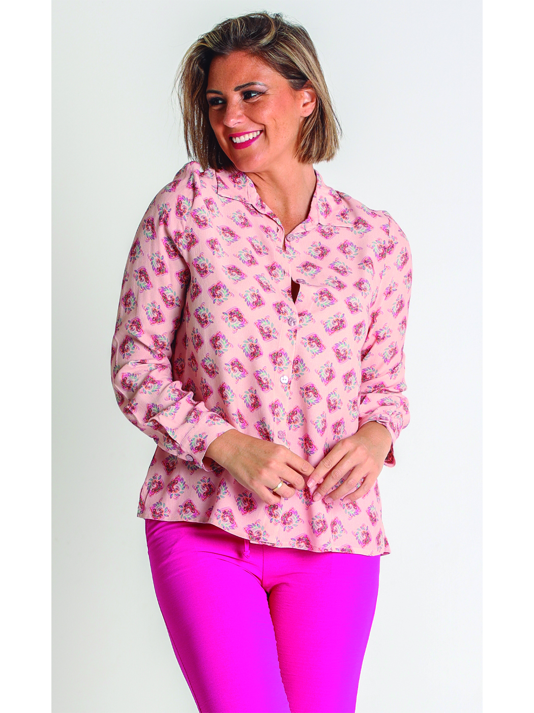 Camisa con botones - Mujer